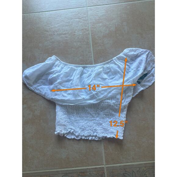 FOREVER 21 Off shoulder white embroidered crop top blouse size S - Picture 2 of 7
